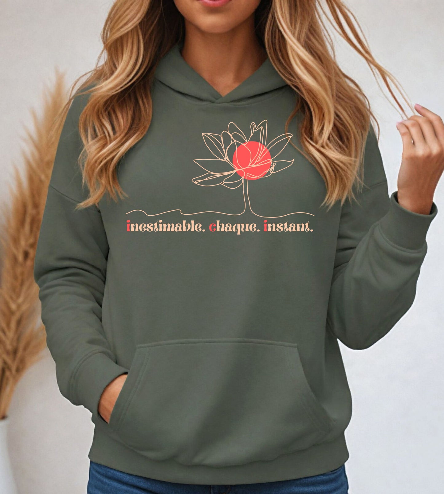 🌎 Premium Hoodie  | inestimable. chaque. instant